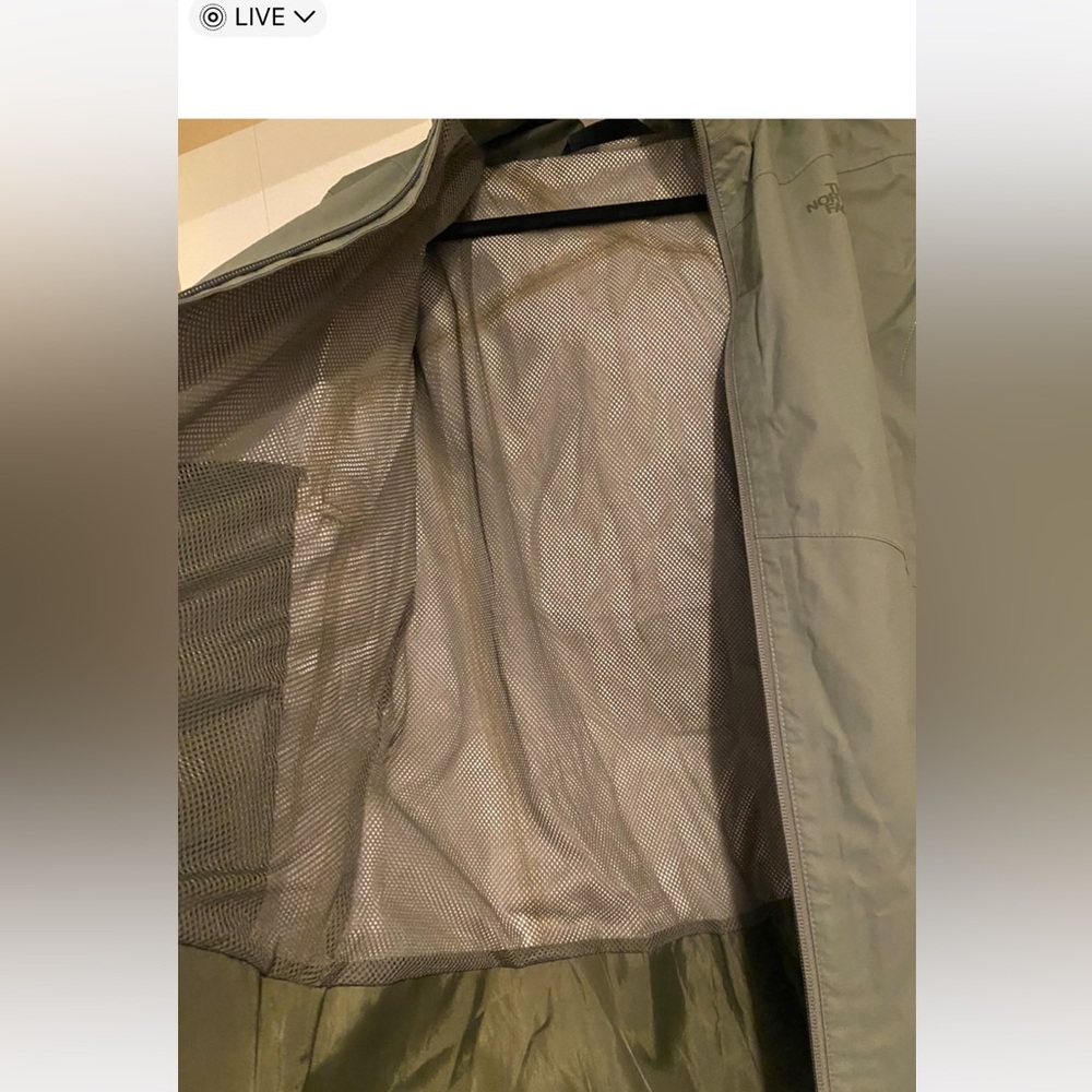 The North Face Women’s Hooded Dry Vent Jacket Size M
Color Thyme - Picture 9 of 16